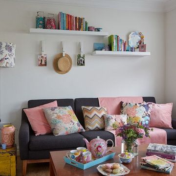 Colourful feminine living room
