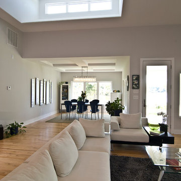 Contemporary Lakefront