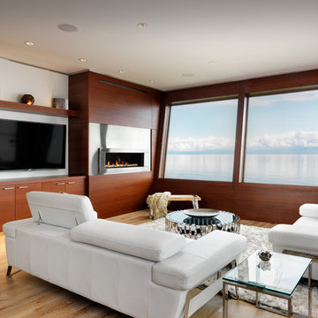 Contemporary Oceanfront Living Room
