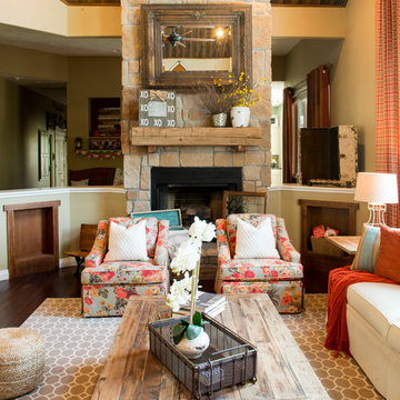 Cottage Chic Living Room & Entry