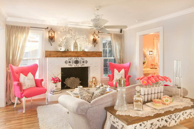 Inspiration for a living room remodel in Dallas