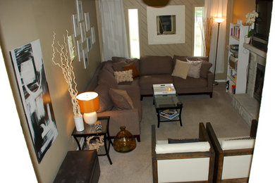 Trendy living room photo in Kansas City