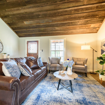 Cozy Cabins | Minneola, TX