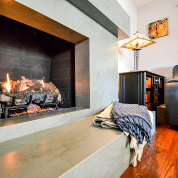 Cozy Striking Stone Fireplace in Sterling, VA