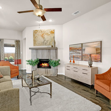 Dallas, Texas | Gateway Parks - Premier Palm Living Room