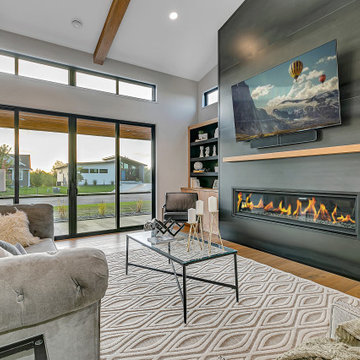 Daybreak Neighborhood - Modern Patio