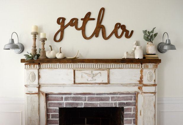 Shabby-chic Style Living Room by Design Fixation [Faith Provencher]