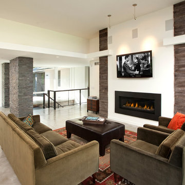 Deephaven Contemporary