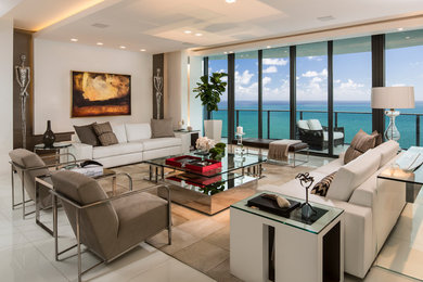 Design ideas for a modern living room in Miami.