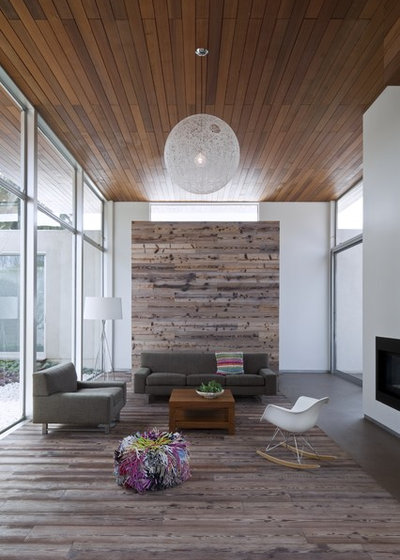 Modern Living Room by DUCHATEAU Floors