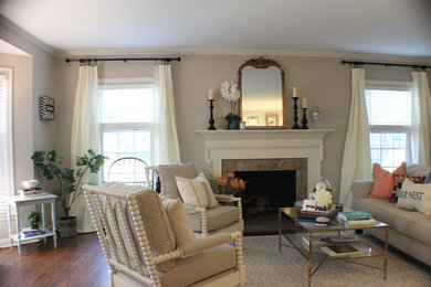 Example of an eclectic living room design in Indianapolis