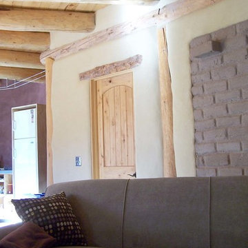 Earthen Plastered Walls, straw bale home