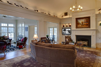 Elegant living room photo in Baltimore