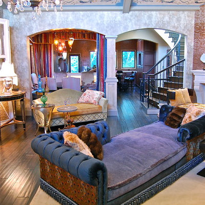 Example of an eclectic enclosed living room design in San Francisco with gray walls
