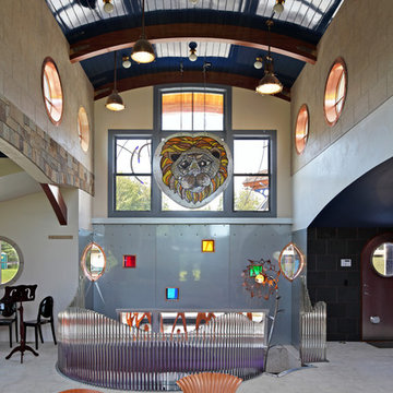 Electic Art & Music House
