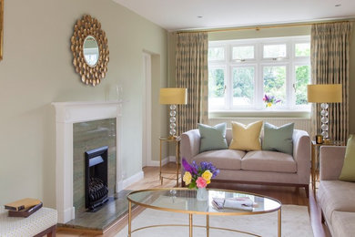 Elegant living room in leafy Wimbledon