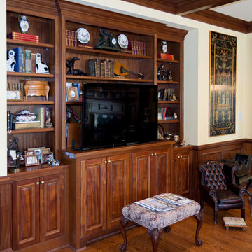 Elegantly Traditional Living Room