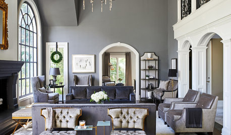 See How a Designer Tackles XXL Proportions in a Living Room