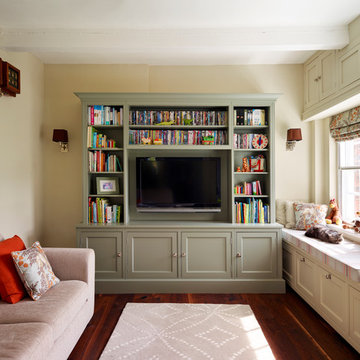 Fallowfield | Traditional English Country Kitchen.