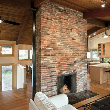 Fireplace at the center