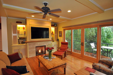 Example of a transitional living room design in Seattle