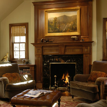 Fireplace w Custom Wood Mantle