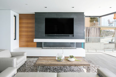 Example of a living room design in Orange County