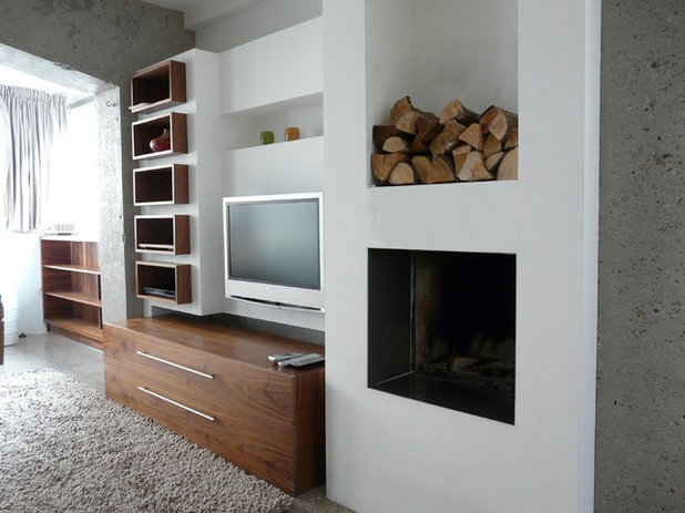 Modern Living Room by Lozinski Architecten