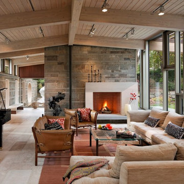 Floating Peak House