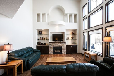 Inspiration for a contemporary living room in Calgary.