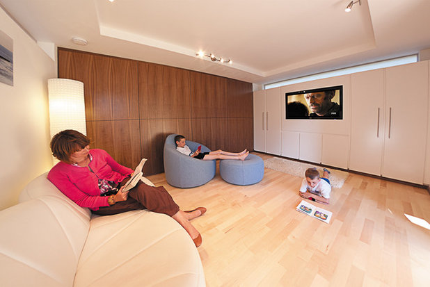 Contemporary Living Room by eDEN Garden Rooms