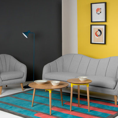 Living room - contemporary living room idea in London