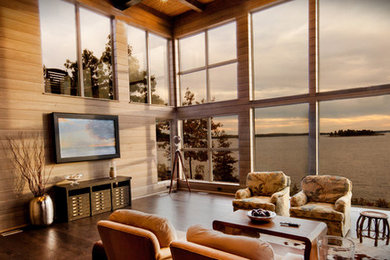 Inspiration for a craftsman living room remodel in Toronto