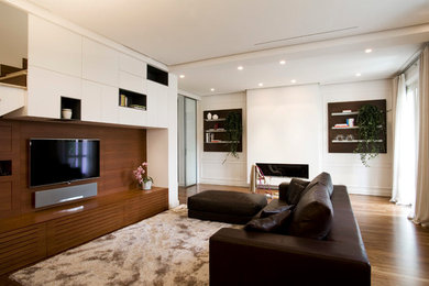 Пример оригинального дизайна: огромная гостиная комната в современном стиле