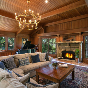 Glen Oaks Colonial Cottage