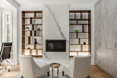Minimalist living room photo in Toronto