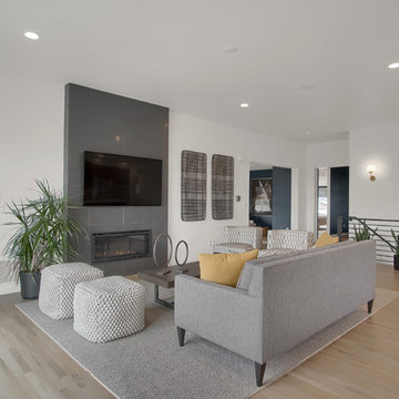 Great Room with Gas Fireplace