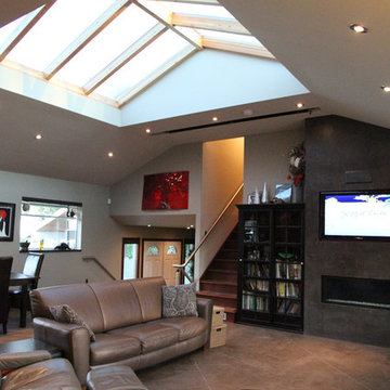 Great Room With Sky Roof