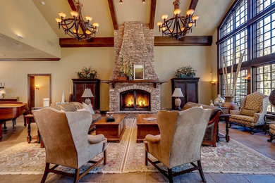 Mountain style living room photo in Denver