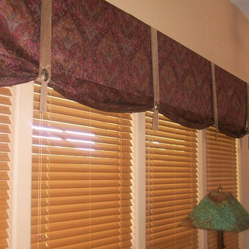 Great Valance Ideas for your Kitchen, Laundry and Mud Rooms