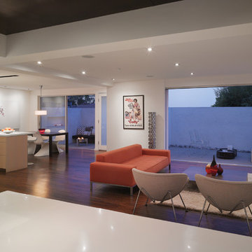 GRIFFIN ENRIGHT ARCHITECTS: Hollywood Hills Residence