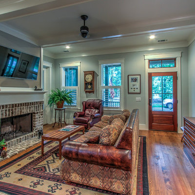 Living room - traditional living room idea in Atlanta