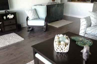 Inspiration for a transitional medium tone wood floor living room remodel in Philadelphia