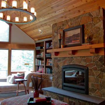 Haute Lodge in Enumclaw, Washington