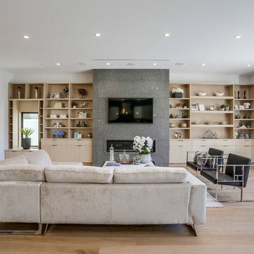 Hidden Hills Master bedroom and bathroom.