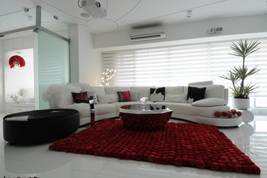 Inspiration for a contemporary living room in Mumbai.
