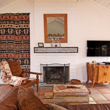 High White Ceilings Create Airiness in Living Room