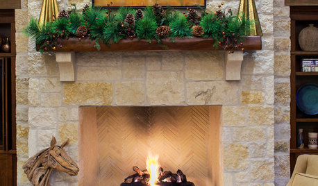 How to Decorate for the Holidays When Your Home Is for Sale