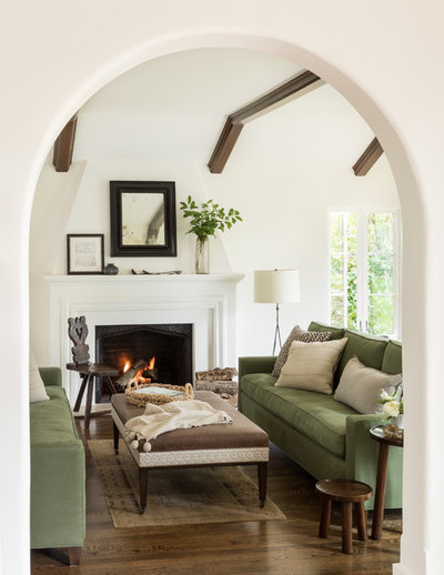Mediterranean Living Room by Jute Interior Design