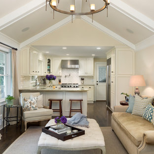 Example of a classic living room design in Atlanta